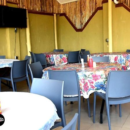 Golden View Hotel Ibanda Zewnętrze zdjęcie